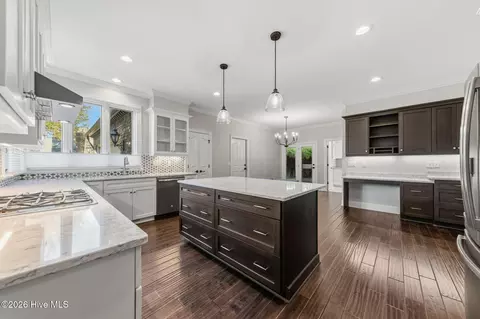 Kitchen - 4 Chalford Pl, Pinehurst, NC 28374 photo 6 of 7