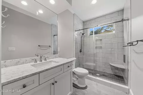 Bath - 4 Chalford Pl, Pinehurst, NC 28374 photo 4 of 4