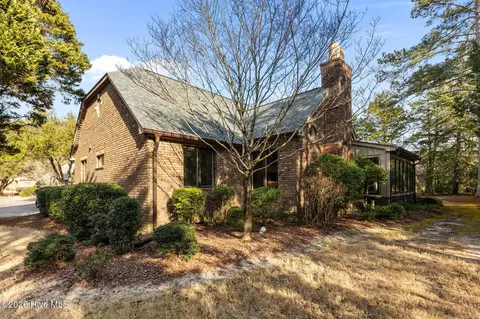 Exterior - 4 Chalford Pl, Pinehurst, NC 28374 photo 9 of 10