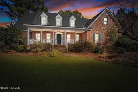 709 Bell Dr, Rocky Mount, NC 27803