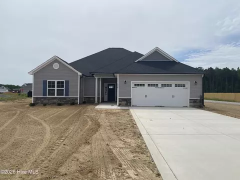 208 Talton Estates Dr, Pikeville, NC 27863