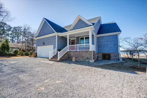 5544 Creek Pointe Rd, New Bern, NC 28560