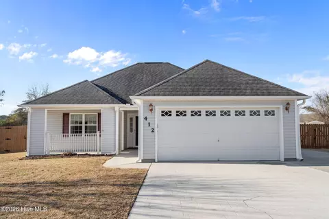 412 John Deere Ct, Richlands, NC 28574