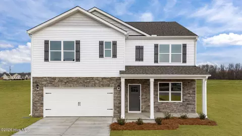 1420 Green Ridge Dr, Winterville, NC 28590