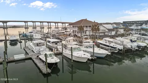 114 Town Creek Dr #D-45, Beaufort, NC 28516
