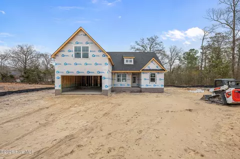 2504 Starling Ln, New Bern, NC 28562