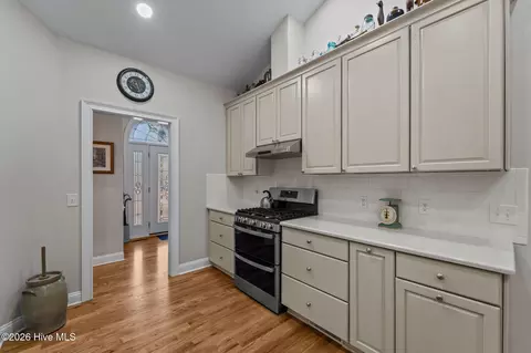 Kitchen - 121 Sakonnet Trl, Pinehurst, NC 28374 photo 3 of 4