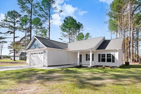 Exterior - 1774 Walnut Run Dr, Deep Run, NC 28525 photo 1 of 4