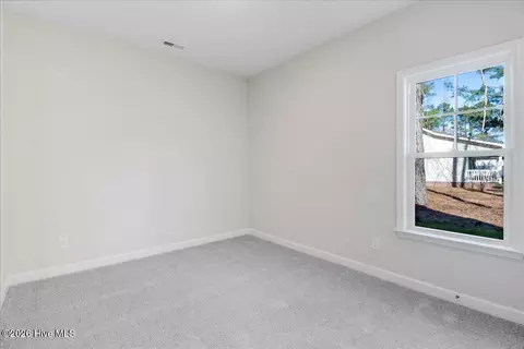 Bedroom - 1774 Walnut Run Dr, Deep Run, NC 28525 photo 3 of 5