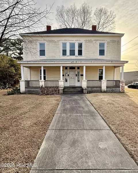 4413 W Church Street Apt Abc D St #A,B,C,& D, Farmville, NC 27828