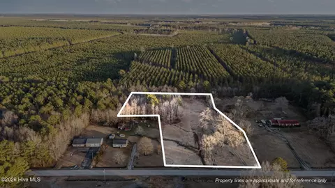 2560 Aurora Rd, Ernul, NC 28527