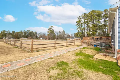 Exterior - 205 Terrace Ln, Conway, NC 27820 photo 10 of 10