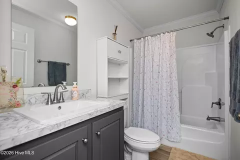 Bath - 205 Terrace Ln, Conway, NC 27820 photo 1 of 7