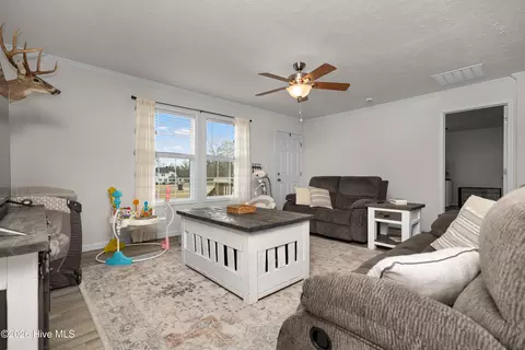 Living - 205 Terrace Ln, Conway, NC 27820 photo 3 of 3