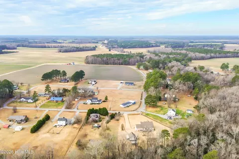 View/Area - 205 Terrace Ln, Conway, NC 27820 photo 9 of 10