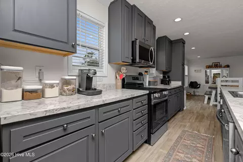 Kitchen - 205 Terrace Ln, Conway, NC 27820 photo 4 of 7
