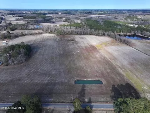 3 Raynham Road, Fairmont, NC 28340
