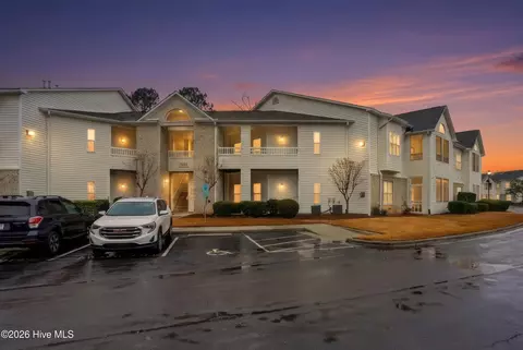 3902 Botsford Ct UNIT 204, Wilmington, NC 28412