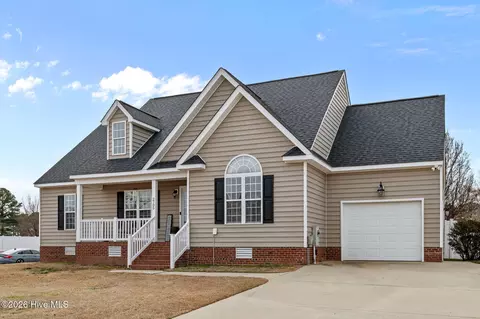 2705 Camille Dr, Winterville, NC 28590