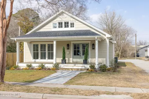 Exterior - 143 E Gale St, Edenton, NC 27932 photo 8 of 8
