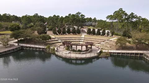 View/Area - 3809 Berkeley Ct, Southport, NC 28461 photo 3 of 8