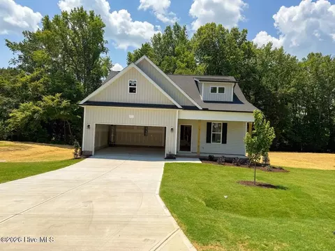 49 Zambezi Ct, Zebulon, NC 27597