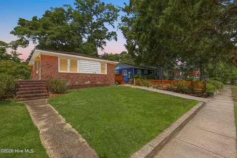 2038 Washington St, Wilmington, NC 28401