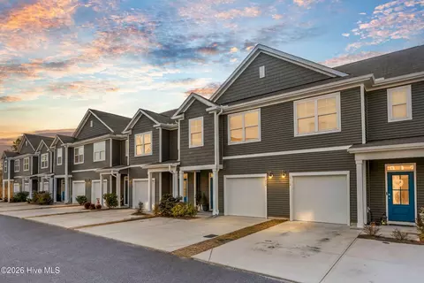 6756 Blacktip Ln, Wilmington, NC 28412