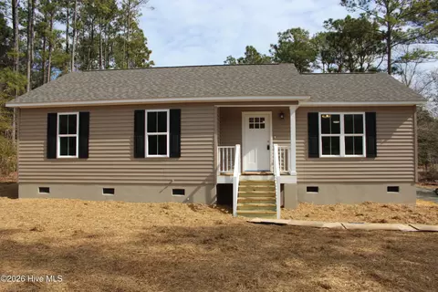 299 Phillips Dr, Minnesott Beach, NC 28510
