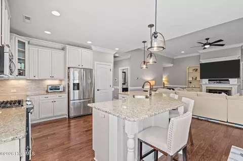 Kitchen - 703 Brown Pelican Ln, Hampstead, NC 28443 photo 3 of 6