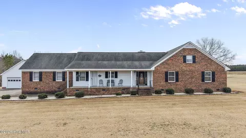 2554 Davis Mill Rd, Fremont, NC 27830