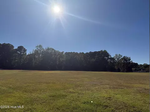 629 Lexington Dr, Greenville, NC 27834