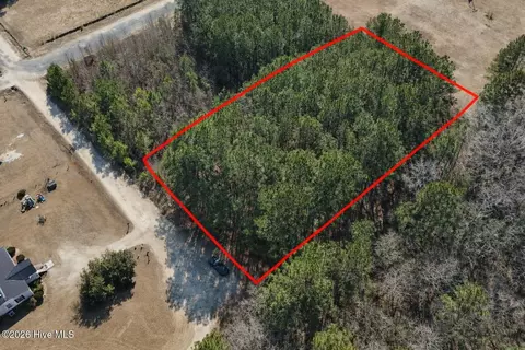 245 Crape Myrtle Ln, Whiteville, NC 28472
