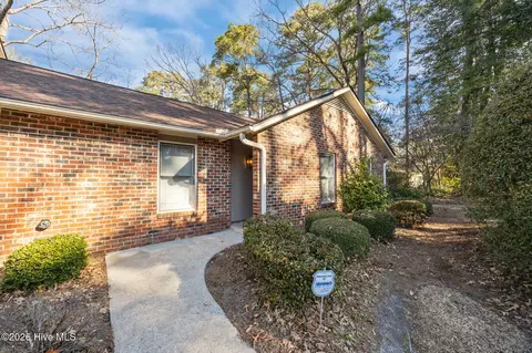 1983 Quail Ridge Rd #G, Greenville, NC 27858