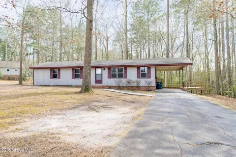 201 Poplar St, Carthage, NC 28327