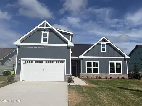 2020 Oakton Dr #14, Southport, NC 28461