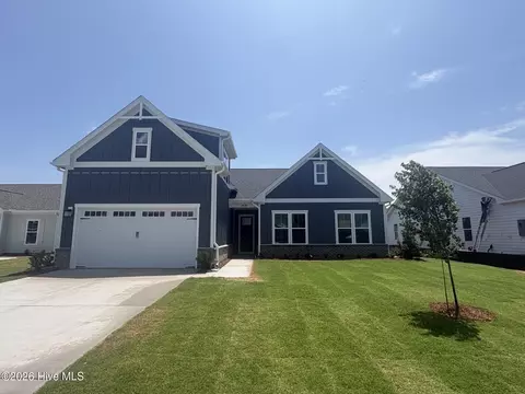 2020 Oakton Dr #14, Southport, NC 28461