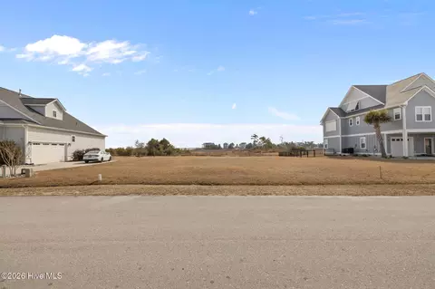 506 Lanyard Dr, Newport, NC 28570