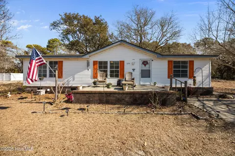 1694 Pelican Pl SW, Shallotte, NC 28470