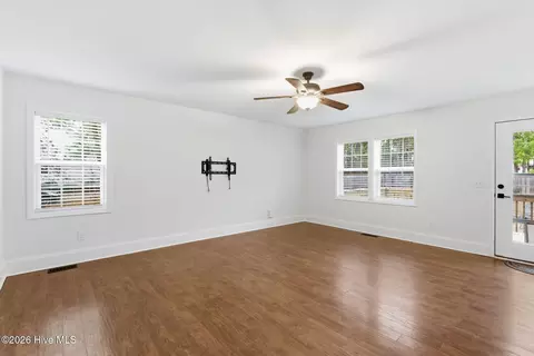 565 W Philadelphia Ave, Pinebluff, NC 28373 photo 10