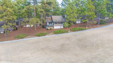 Exterior - 140 Barton Hills Ct, Pinehurst, NC 28374 photo 8 of 10