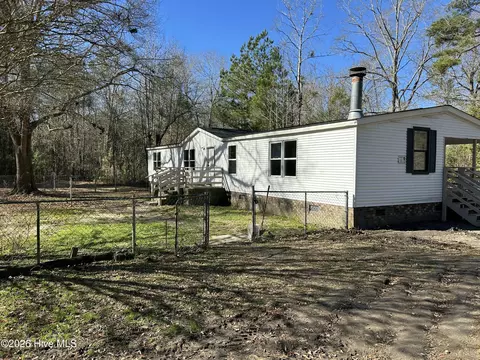 1190 Gibson Branch Rd, Maysville, NC 28555