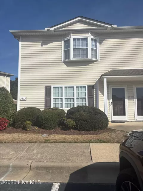 3813 E Vancroft Cir #D1, Winterville, NC 28590