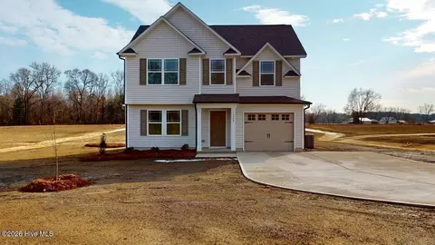 1369 Pinkney Rd, Pikeville, NC 27863