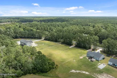 701 Old Church Rd, Swansboro, NC 28584
