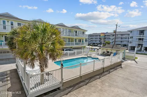 1314 Lake Park Blvd S #A4, Carolina Beach, NC 28428