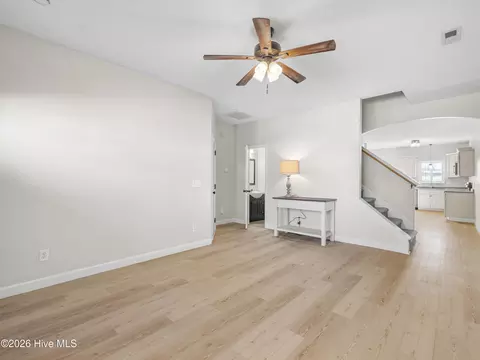 Living - 308 Winstead Loop Rd, Richlands, NC 28574 photo 3 of 5