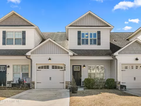 Exterior - 308 Winstead Loop Rd, Richlands, NC 28574 photo 3 of 9