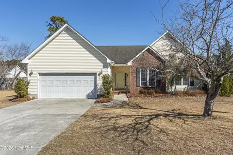 5813 Hyatt Ln, Wilmington, NC 28411