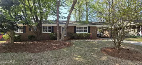 209 Hardee Cir, Greenville, NC 27858
